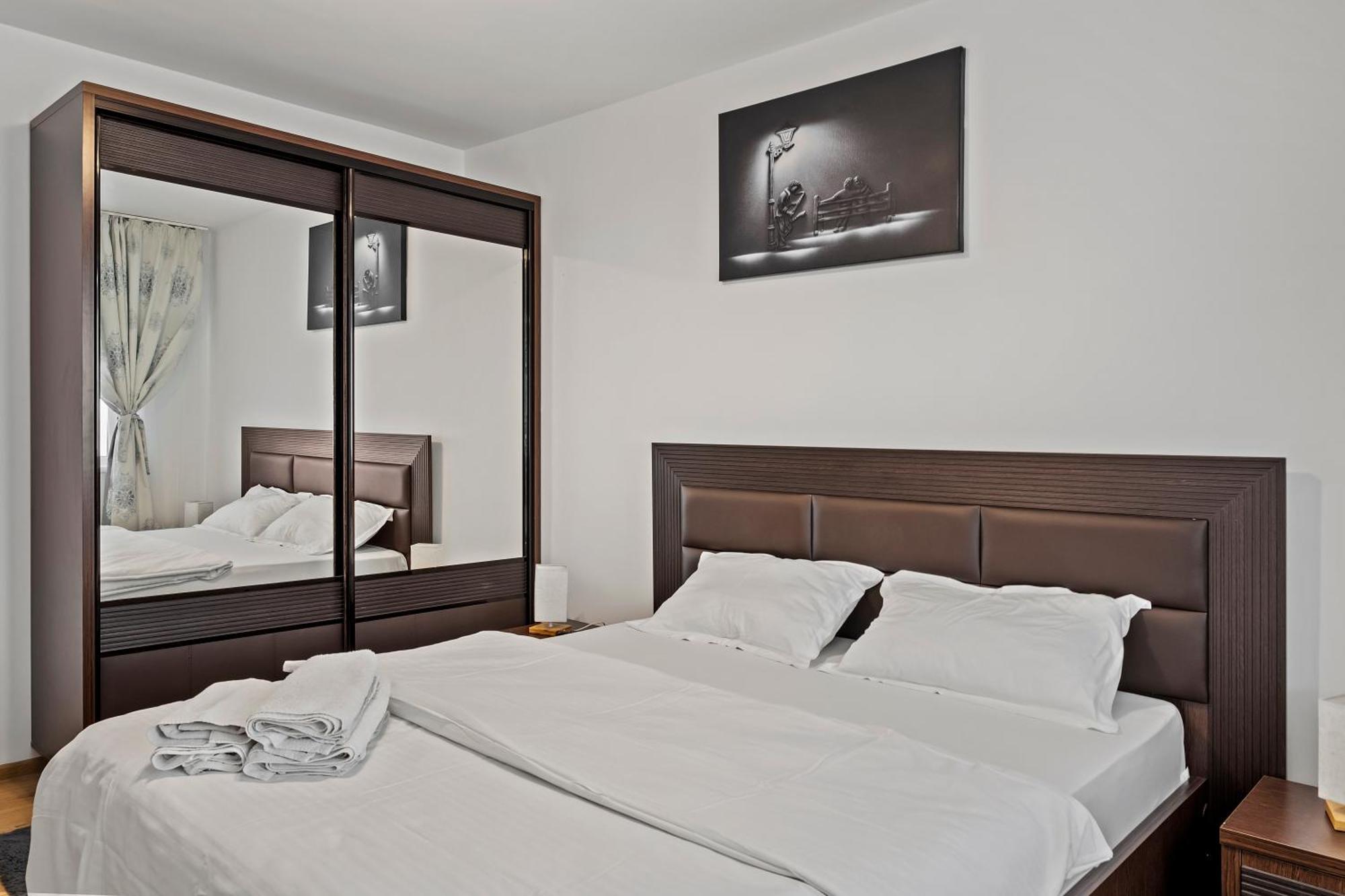 Apartament De Lux Drumul Taberei 布加勒斯特 外观 照片