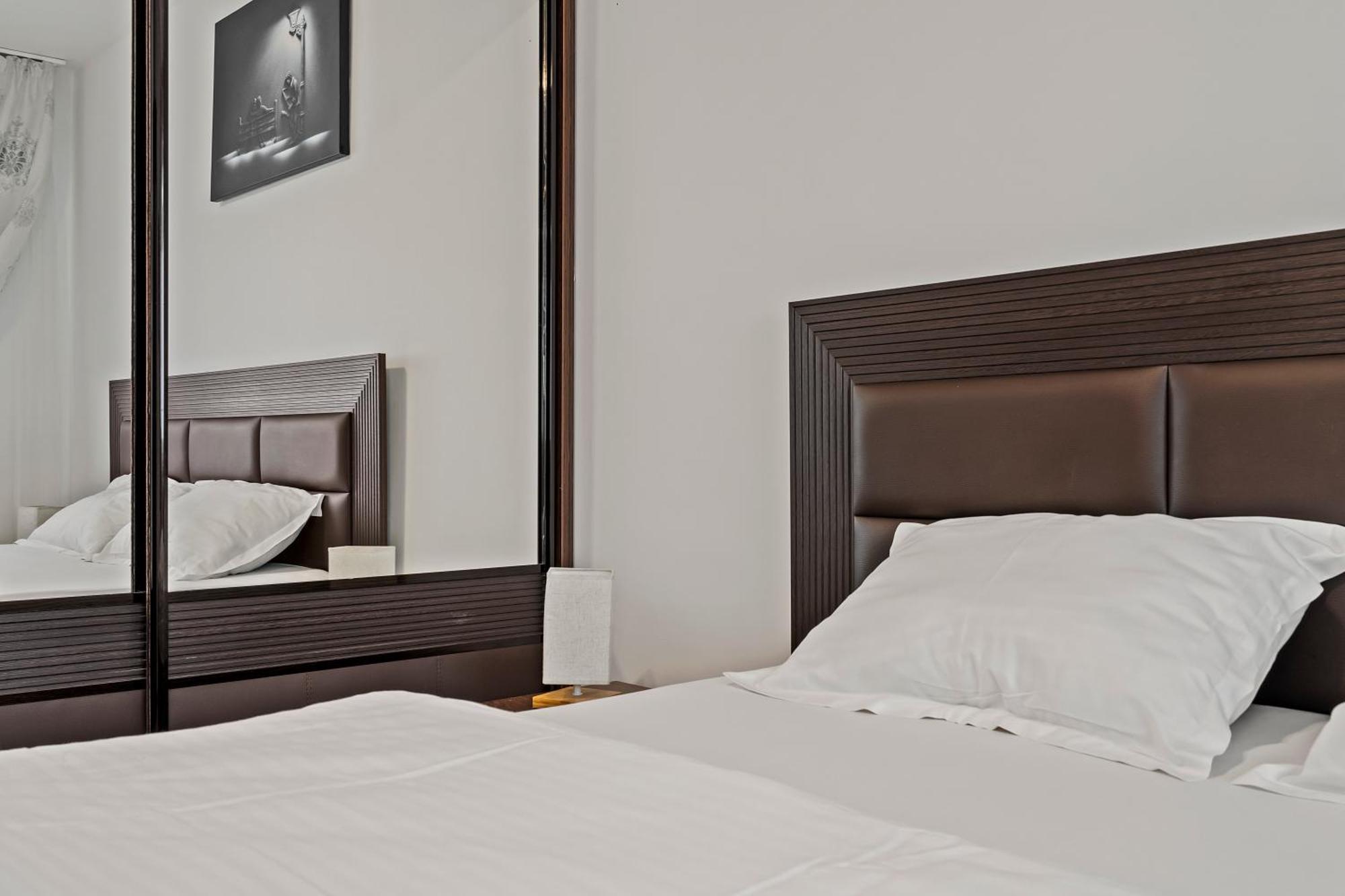 Apartament De Lux Drumul Taberei 布加勒斯特 外观 照片