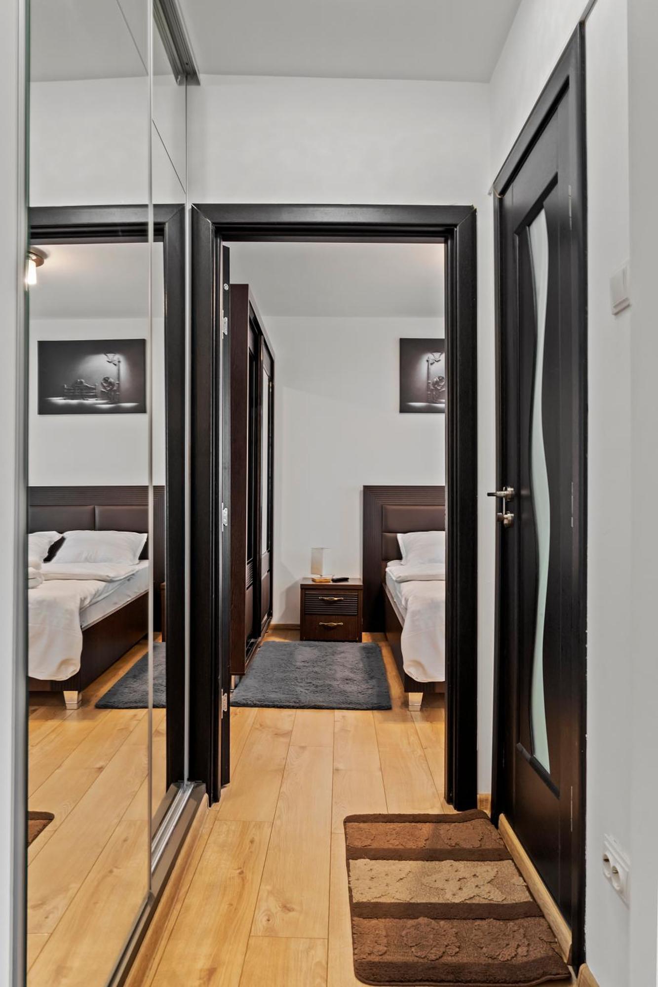 Apartament De Lux Drumul Taberei 布加勒斯特 外观 照片